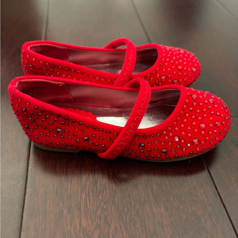 Red Toddler Girl dress shoes size 7. Mary Jane’s. Rhinestone encrusted.